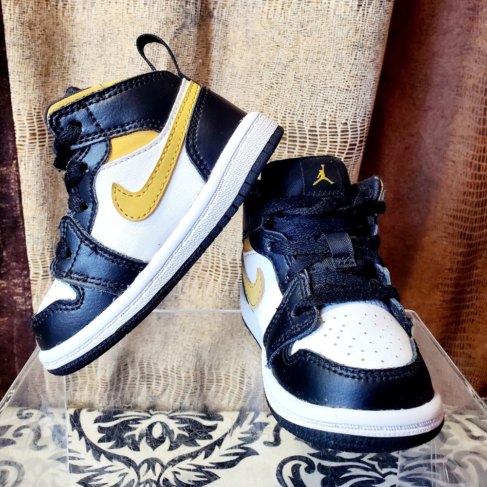 Nike Air Jordan Toddler Sneakers